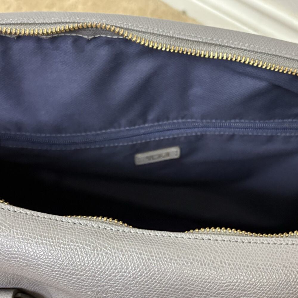 Tumi Gray Leather Weekender Bag with Gold Hardware - Picture 9 of 10